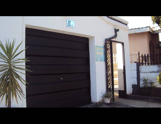 4 BEDROOM FREEHOLD FOR SALE IN KEMPTON PARK WEST